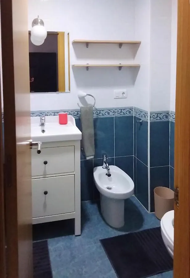 פואנגירולה Calle Salinas 6 0*,